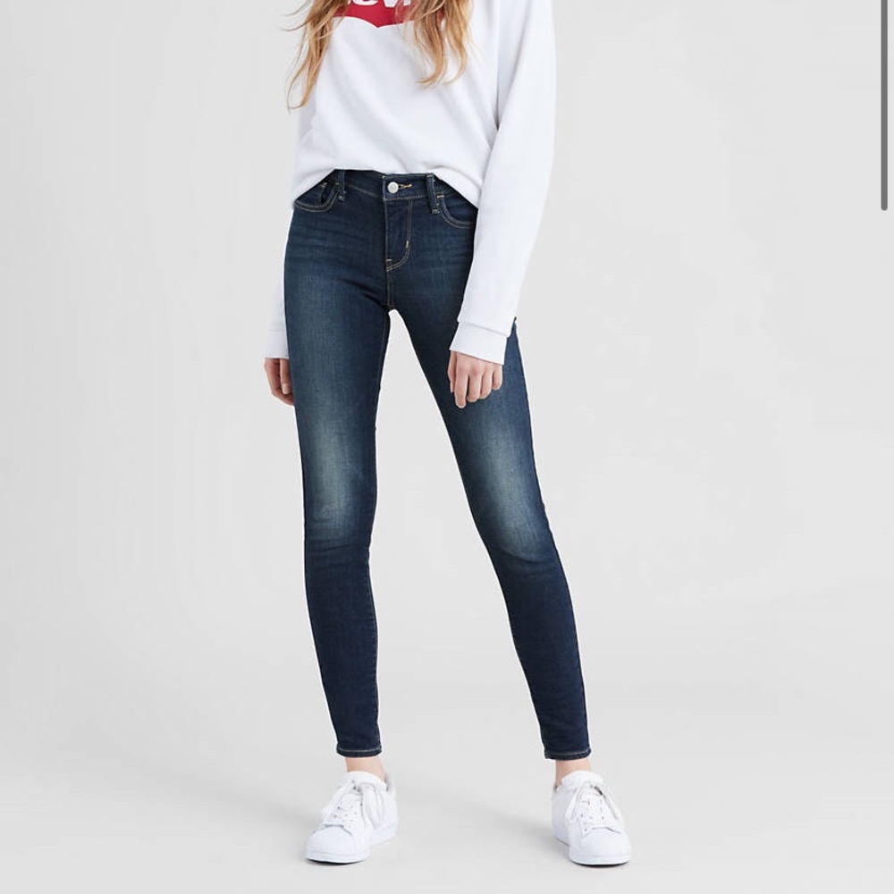 Levi’s 710 Super Skinny Jeans